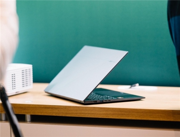 1000Hz 超高刷领衔!宏碁 CES 2026黑科技高能新品全面出击!(图2) 游侠网2