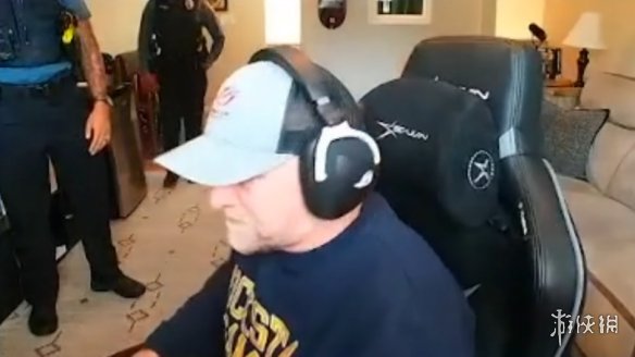 《三男一狗》麦克配音演员屡遭报假警!至少发生八次(图3) 游侠网3