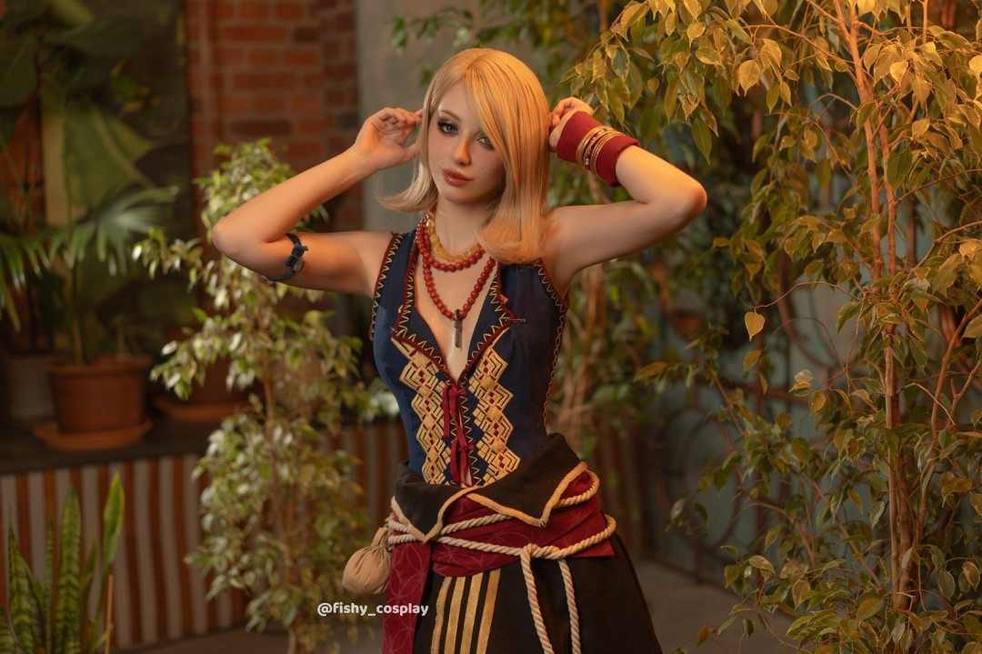 太大胆了！ 俄罗斯模特cos《巫师3》凯拉·梅兹