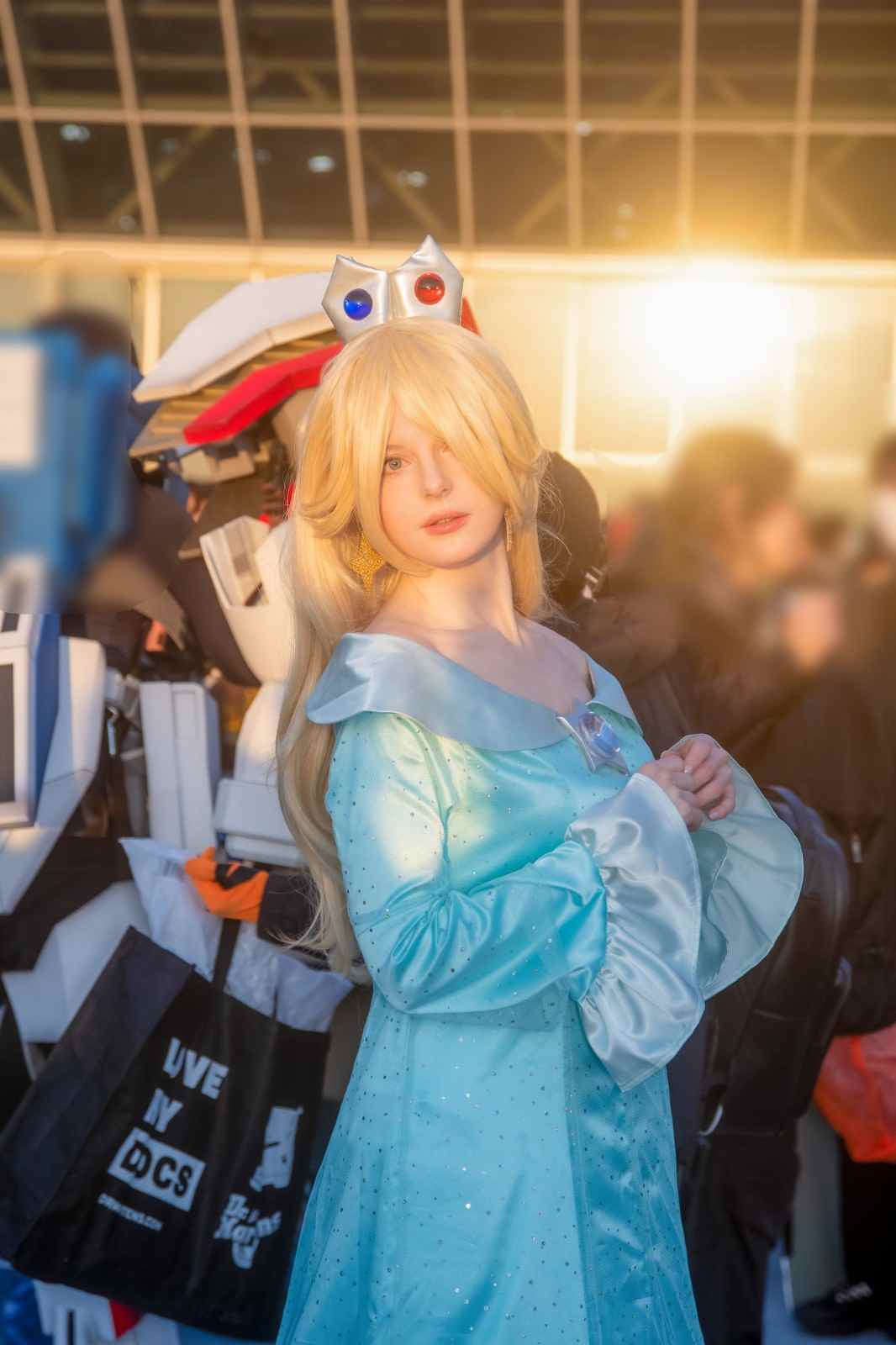 艾什莉脸模cos罗莎塔公主参加c107 网友称：美到失语