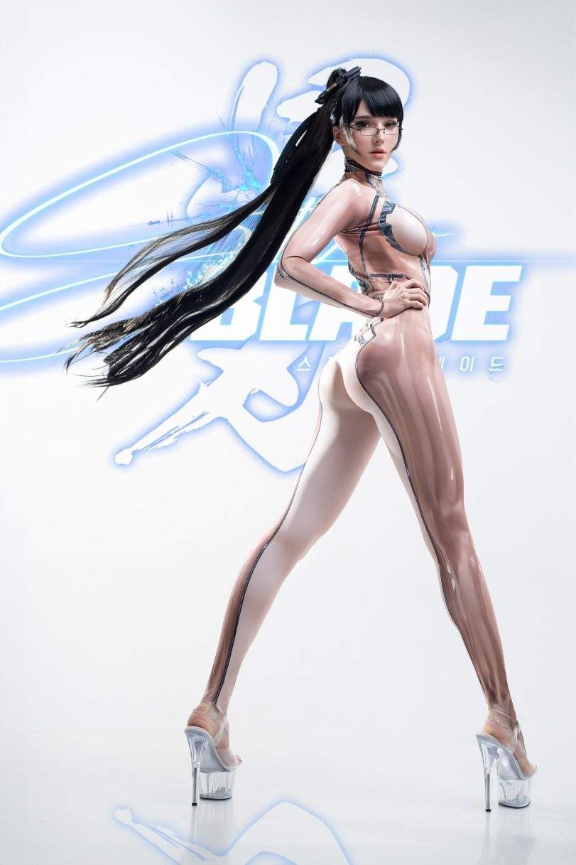 把持不住! 国外知名模特穿透明装战衣cos《剑星》伊芙(图5) 把持不住! 国外知名模特穿透明装战衣cos《剑星》伊芙