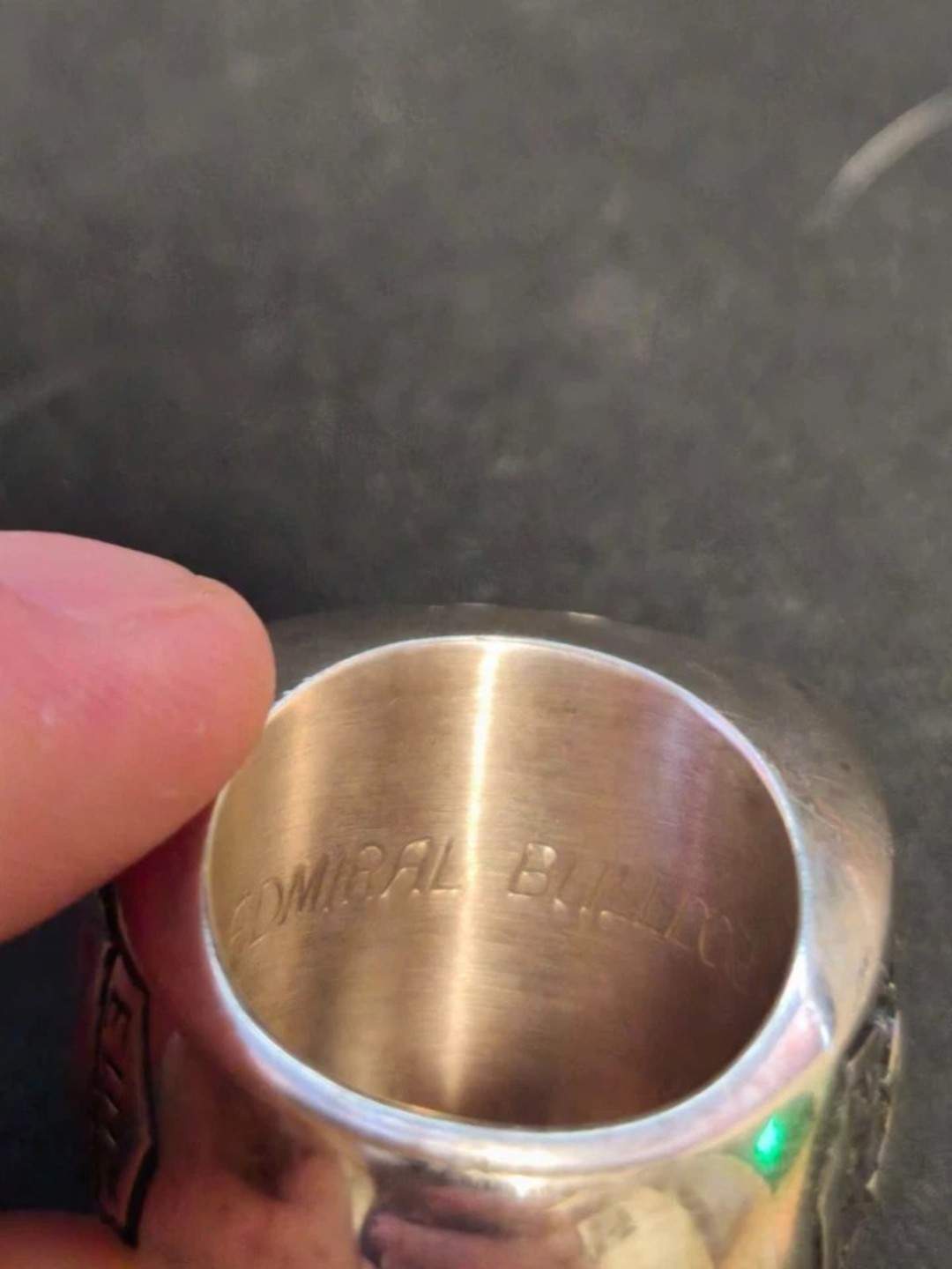 Dota2 ti3冠军戒指被挂拍卖平台 7万美元起拍无人问津(图3) Dota2 ti3冠军戒指被挂拍卖平台 7万美元起拍无人问津