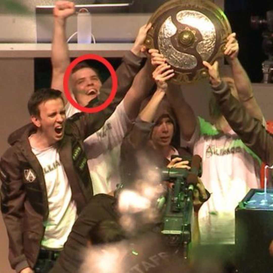 Dota2 ti3冠军戒指被挂拍卖平台 7万美元起拍无人问津(图4) Dota2 ti3冠军戒指被挂拍卖平台 7万美元起拍无人问津