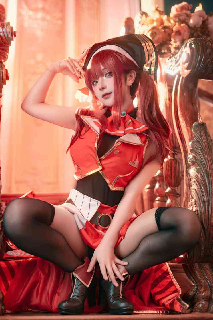 富有且慷慨！ 国外小姐姐cos《尼尔：机械纪元》2B