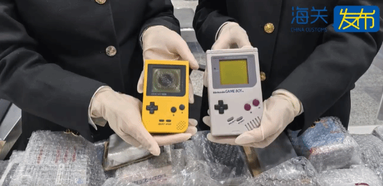 旅客肉身带货翻车!125台二手GameBoy入境南京遭暂扣(图2) 游侠网2
