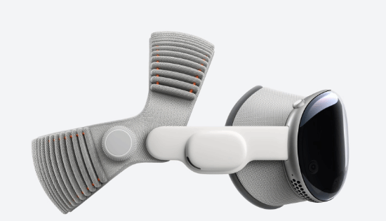 苹果VisionPro营销预算削减95%!新款VisionPro或停产(图3) 游侠网3