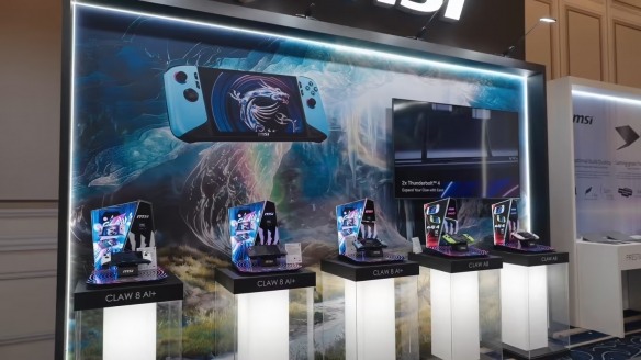 微星Claw 8 AI+掌机推出全新个性配色:冰河蓝/虚空紫(图3) 游侠网4