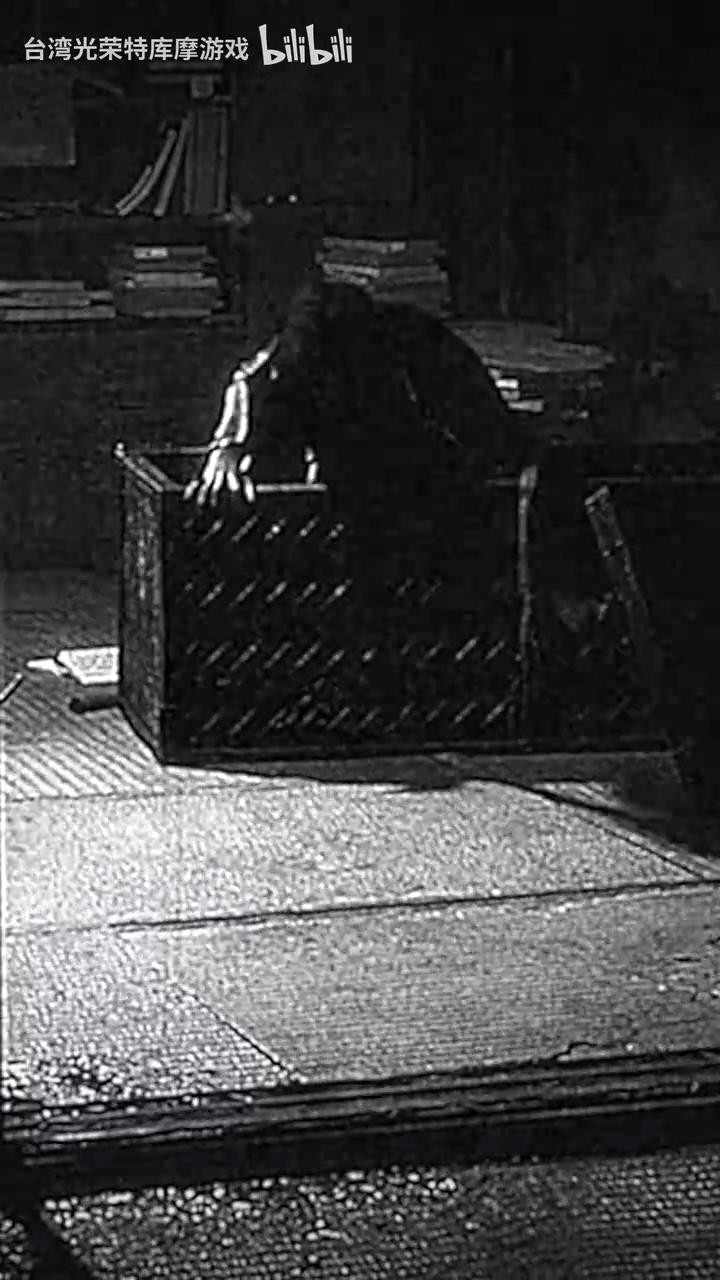 《零红蝶：重制版》新视频 贞子式女鬼爬出来