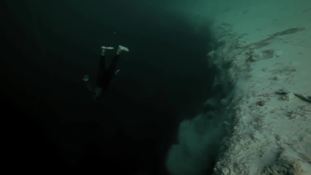 谁都能做恐怖游戏，但迅哥儿留下的“人窟”，你敢进吗？